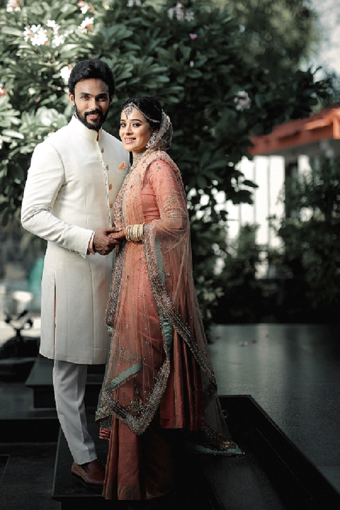 Indian Wedding Couple Poses And Photoshoot Ideas - K4 Fashion-gemektower.com.vn