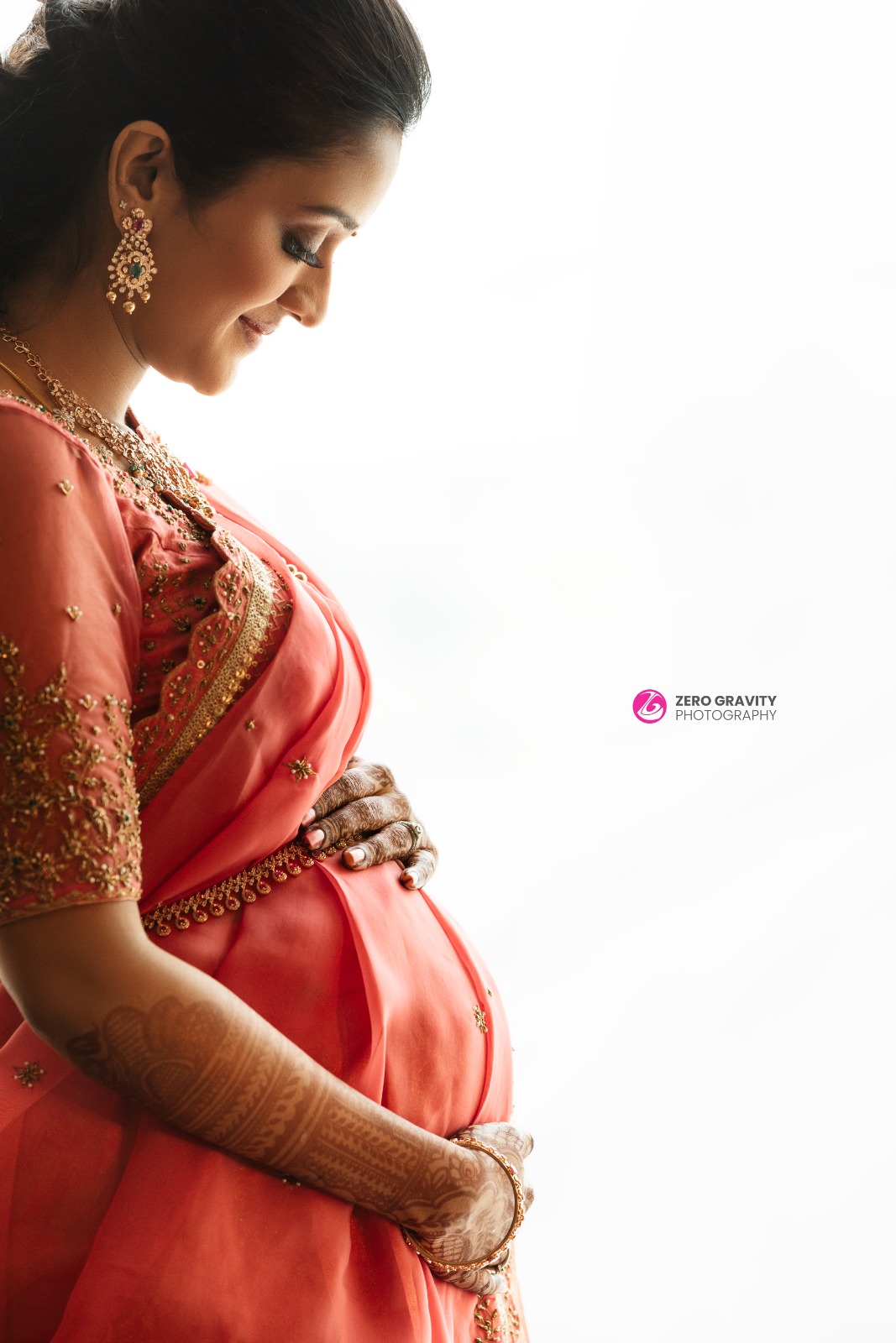 Pin by Jayshree on Quick saves | Maternity photography poses couple, Couple  pregnancy photoshoot, Pregnancy photos couples