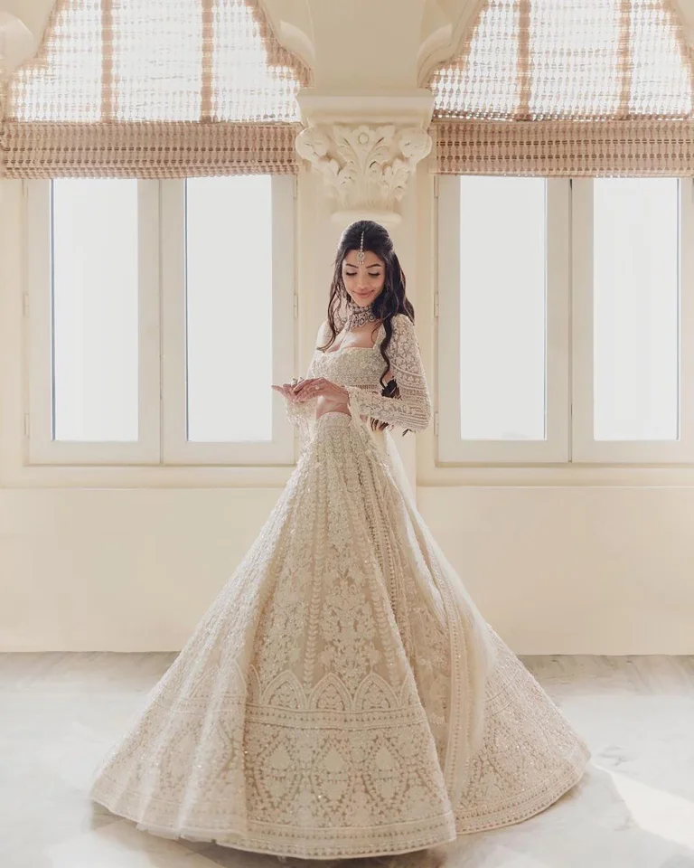 Dresses to wear in indian fashion engagement